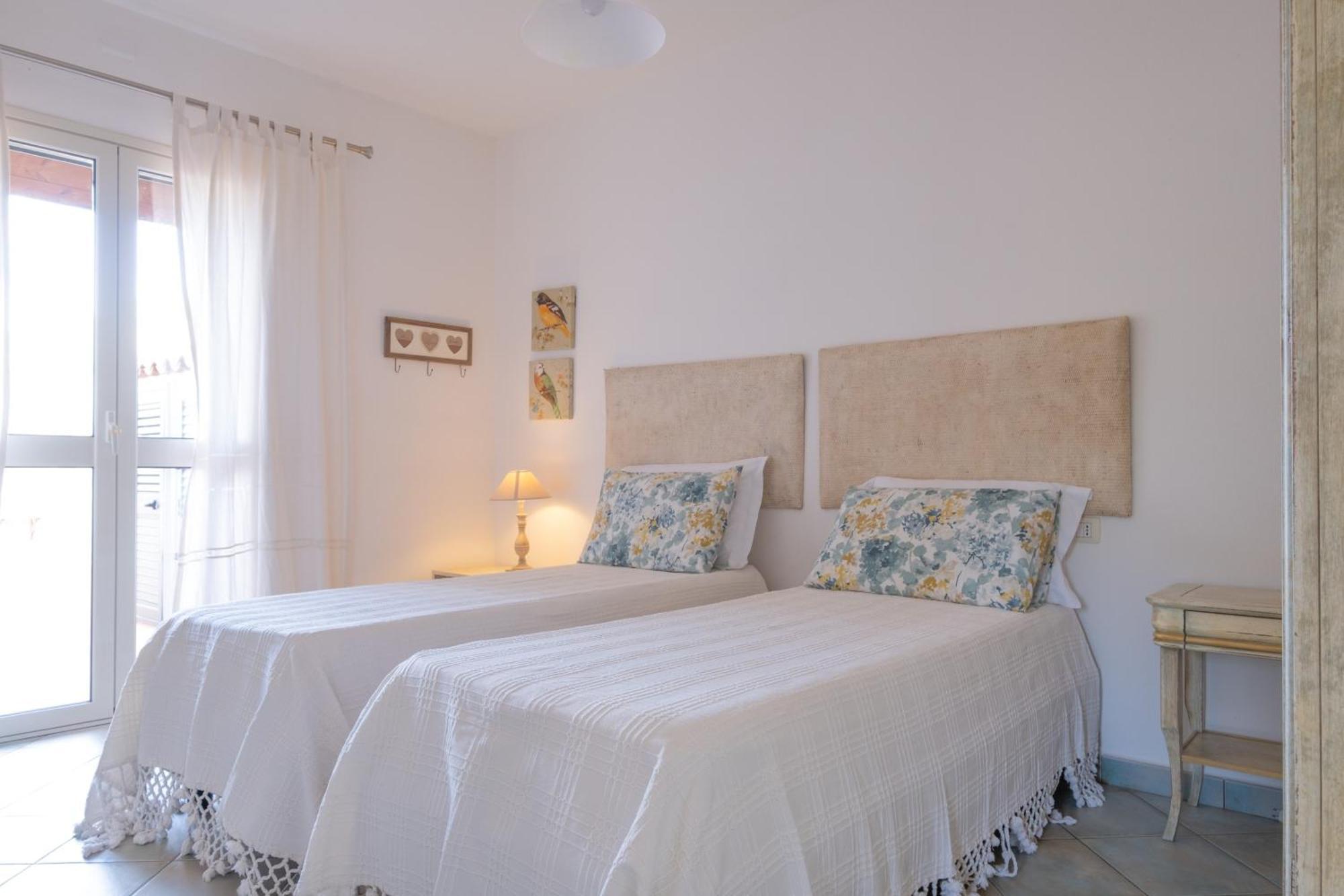 Orosei Home Holidays - Sa Vadde Cala Liberotto Exterior photo